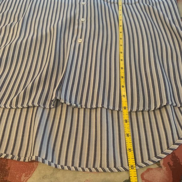 Van Heusen Large Broadcloth Button Down Long Sleeve Shirt White/Blue Str… - Picture 6 of 10